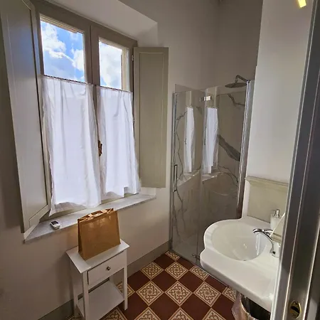 Palazzo Delle Erbe Casole dʼElsa