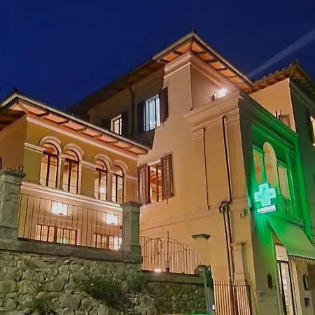 Alojamento de Acomodação e Pequeno-almoço Palazzo Delle Erbe Casole dʼElsa